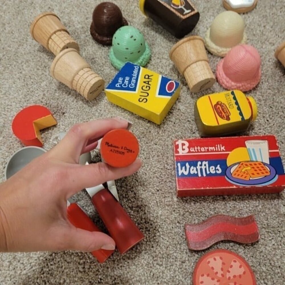 Melissa & Doug Wood Play Food 22 Peices - Picture 3 of 4